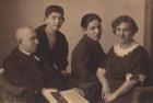 thumbs/0_family_fritz-furtcht_[1920s].png.jpg